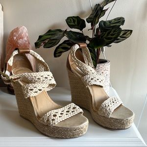 Steve Madden crochet espadrille wedges
